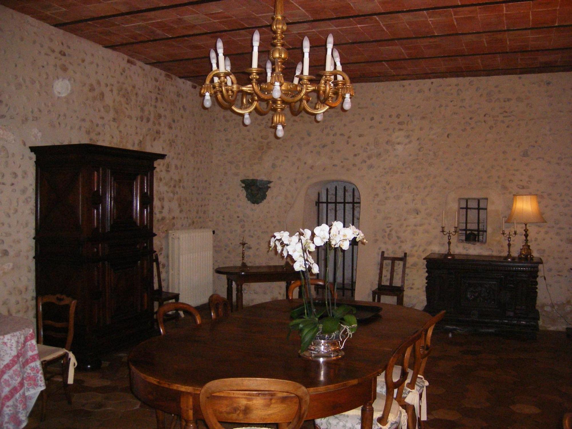 Chateau Du Grand Jardin Valensole Bagian luar foto