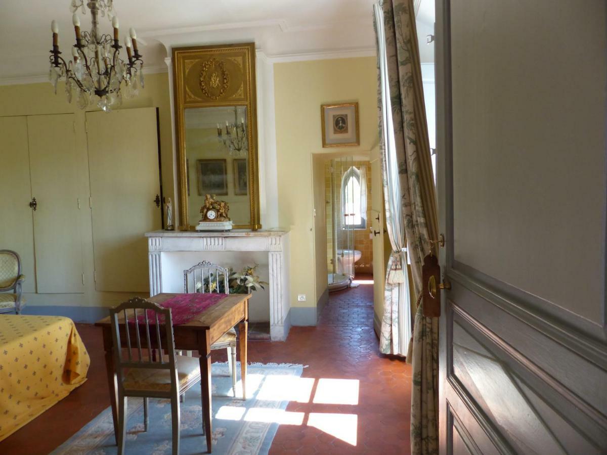 Chateau Du Grand Jardin Valensole Bagian luar foto