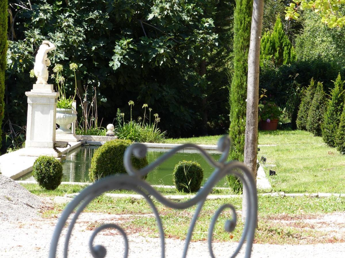 Chateau Du Grand Jardin Valensole Bagian luar foto